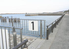 $B$O$J$>$ND`6qE9!!I=IML>8P%]%$%s%H?^!!?75o3$D`$j8x1`(B