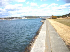 $BGr;3(B($B1|>1Fb(B)$B#1#3(B