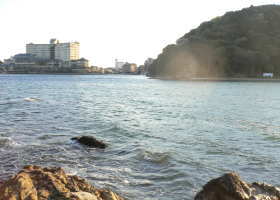 $B$O$J$>$ND`6qE9!!CfIML>8P%]%$%s%H?^!!4\;3;{Fb1:OQ(B