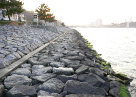 $B$O$J$>$ND`6qE9!!CfIML>8P%]%$%s%H?^!!4\;3;{Fb1:OQ(B