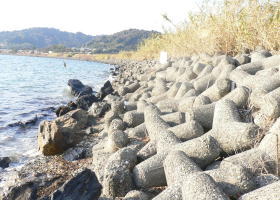 $B$O$J$>$ND`6qE9!!1|IML>8P%]%$%s%H?^!!:45WJF(B