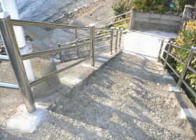 $B$O$J$>$ND`6qE9!!1|IML>8P%]%$%s%H?^!!@%8M(B