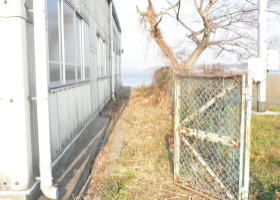 $B$O$J$>$ND`6qE9!!CfIML>8P%]%$%s%H?^!!Gr='(B